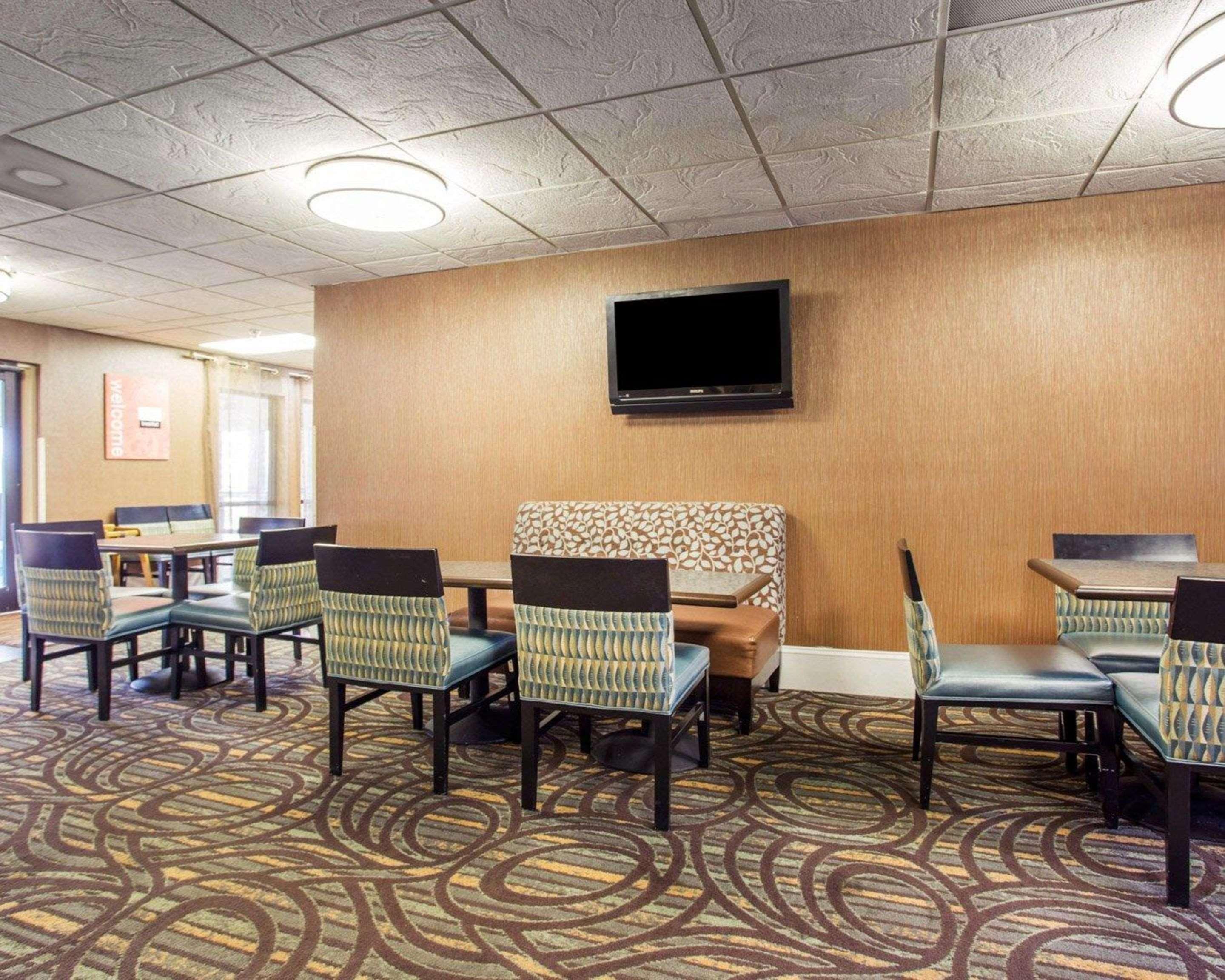 Comfort Inn & Suites At Stone Mountain Exterior foto