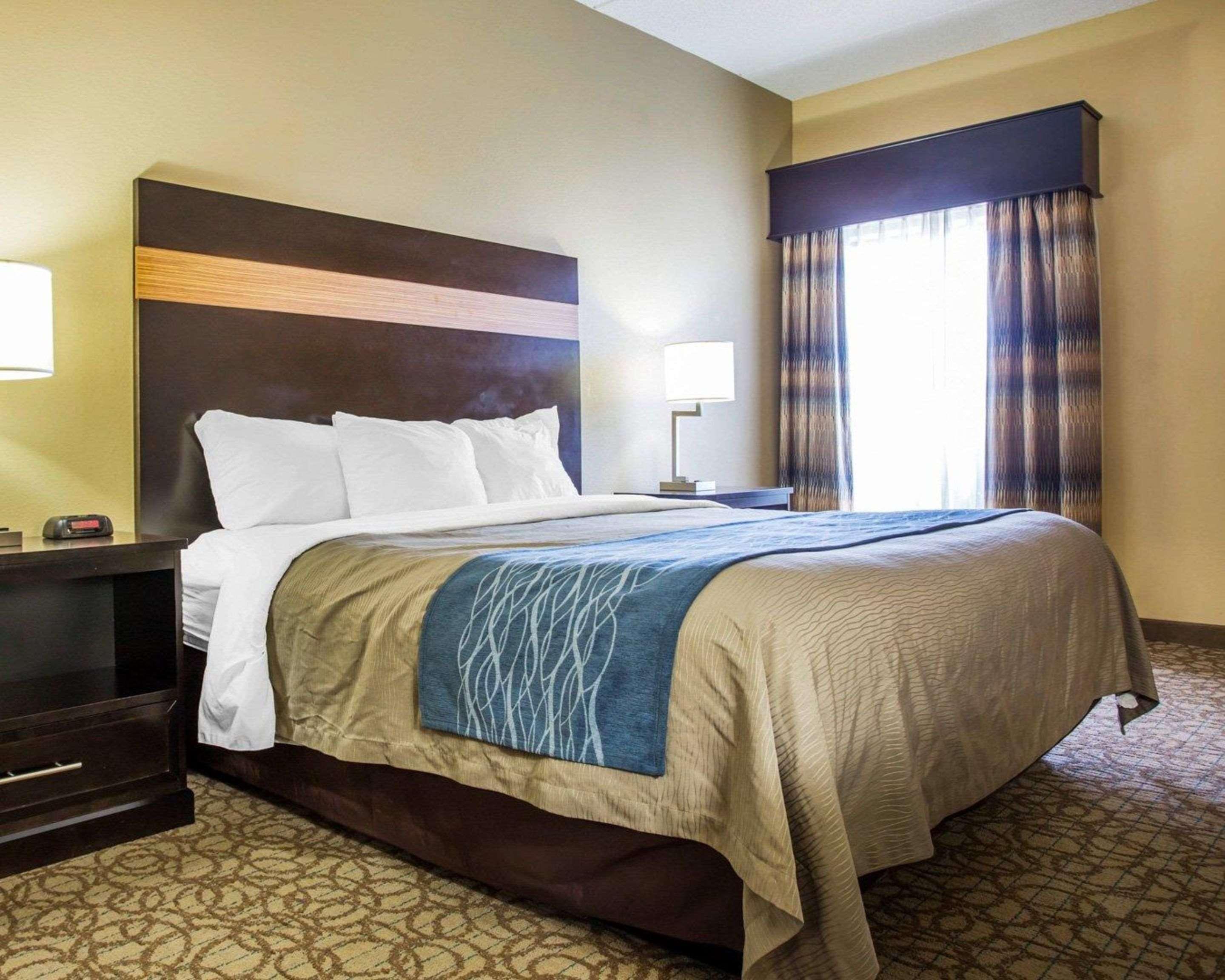 Comfort Inn & Suites At Stone Mountain Exterior foto