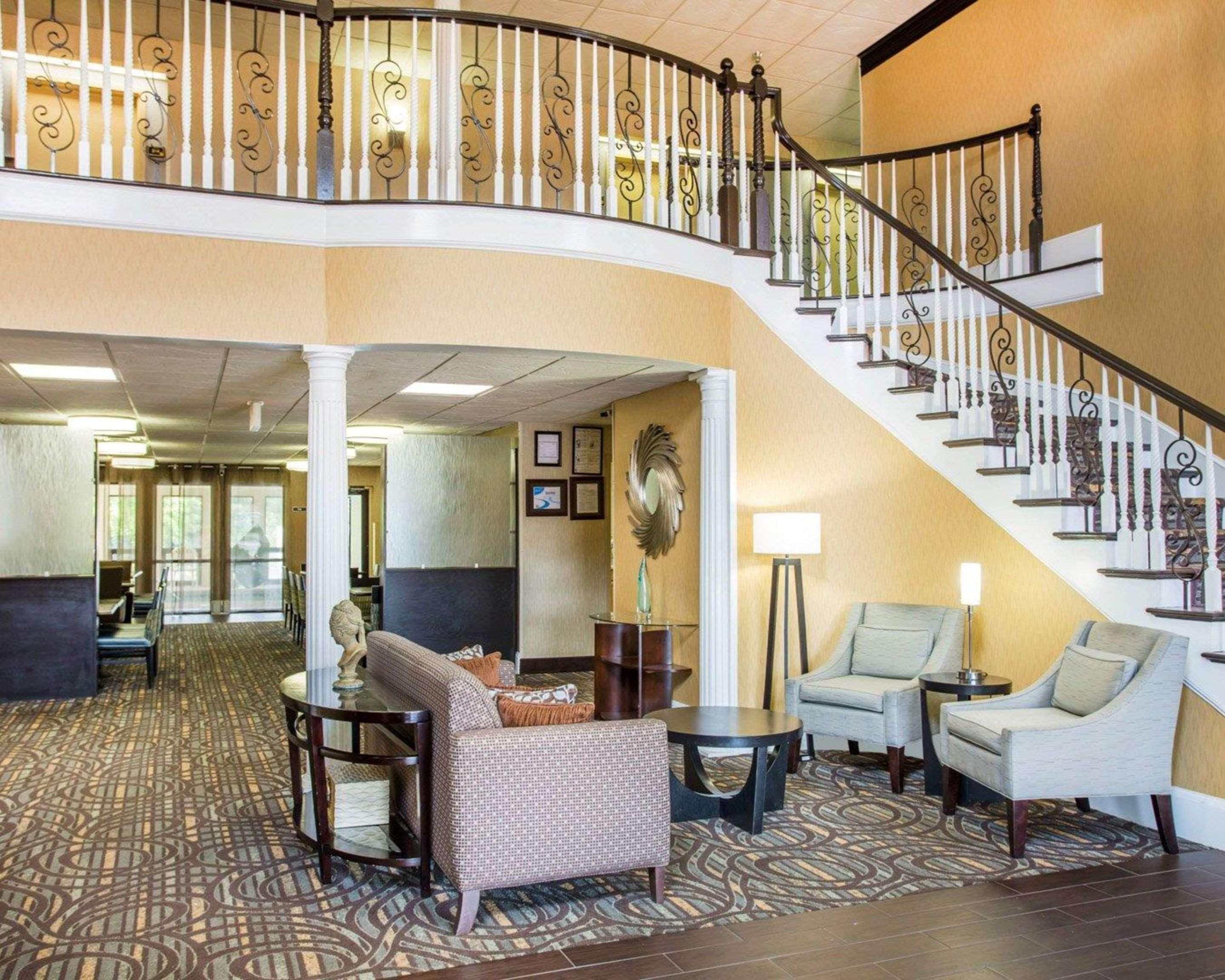 Comfort Inn & Suites At Stone Mountain Exterior foto