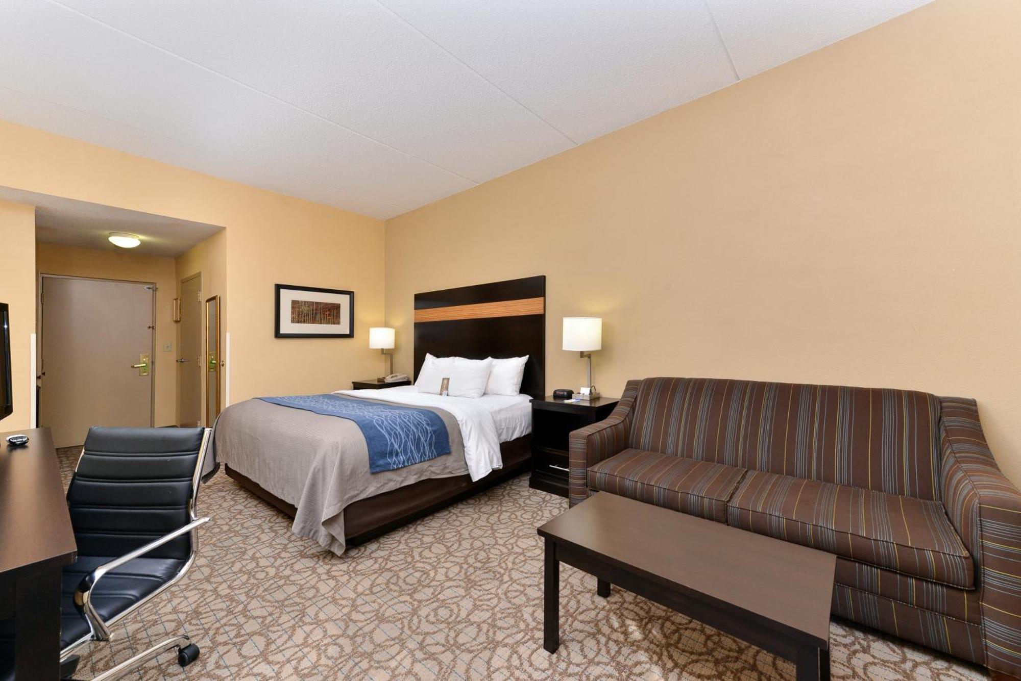 Comfort Inn & Suites At Stone Mountain Quarto foto