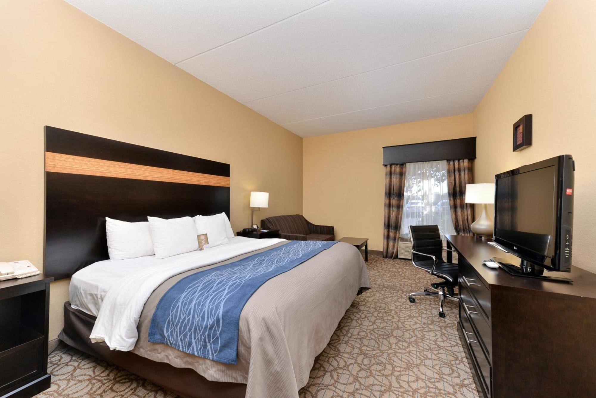 Comfort Inn & Suites At Stone Mountain Quarto foto