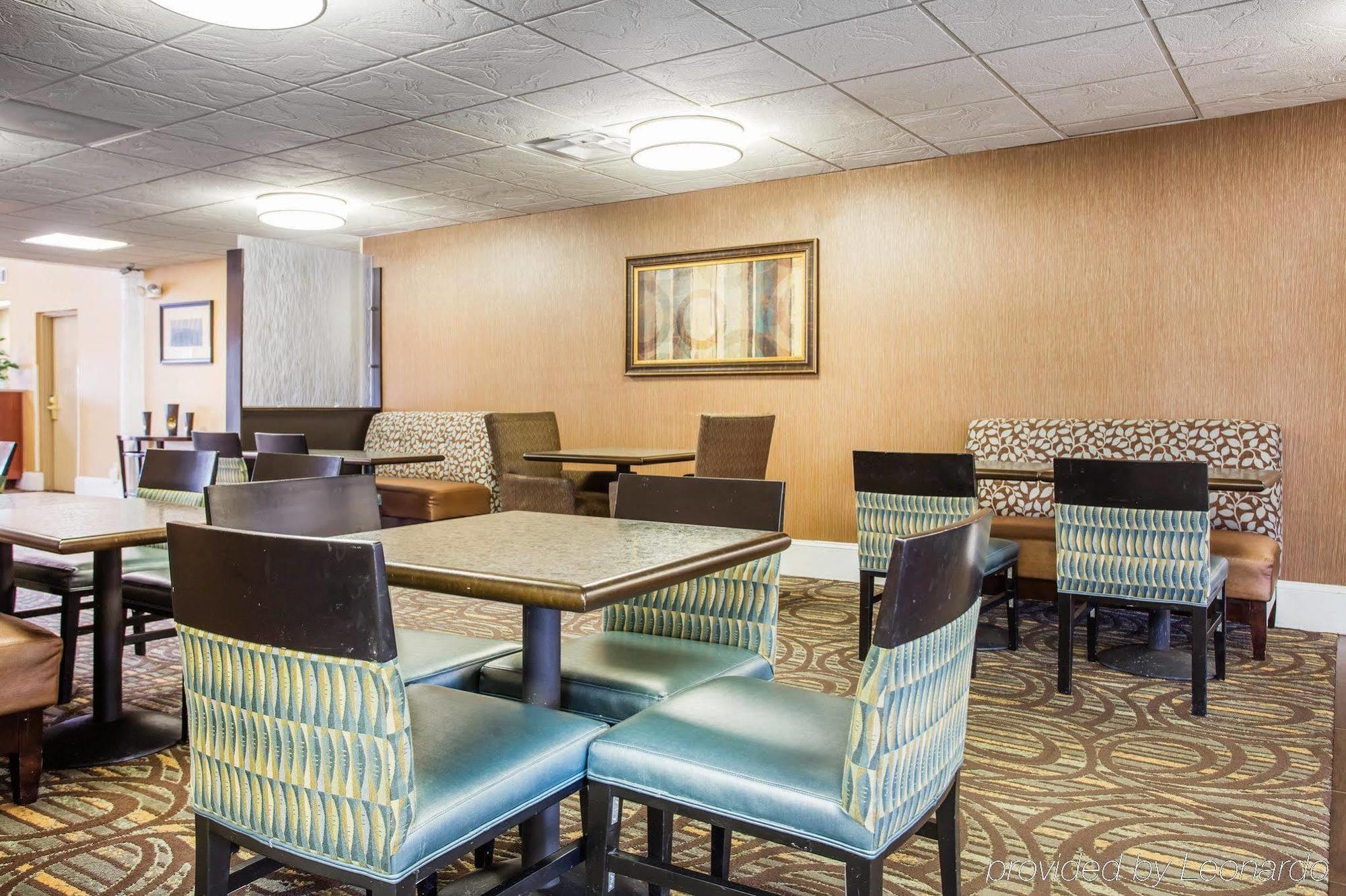 Comfort Inn & Suites At Stone Mountain Exterior foto